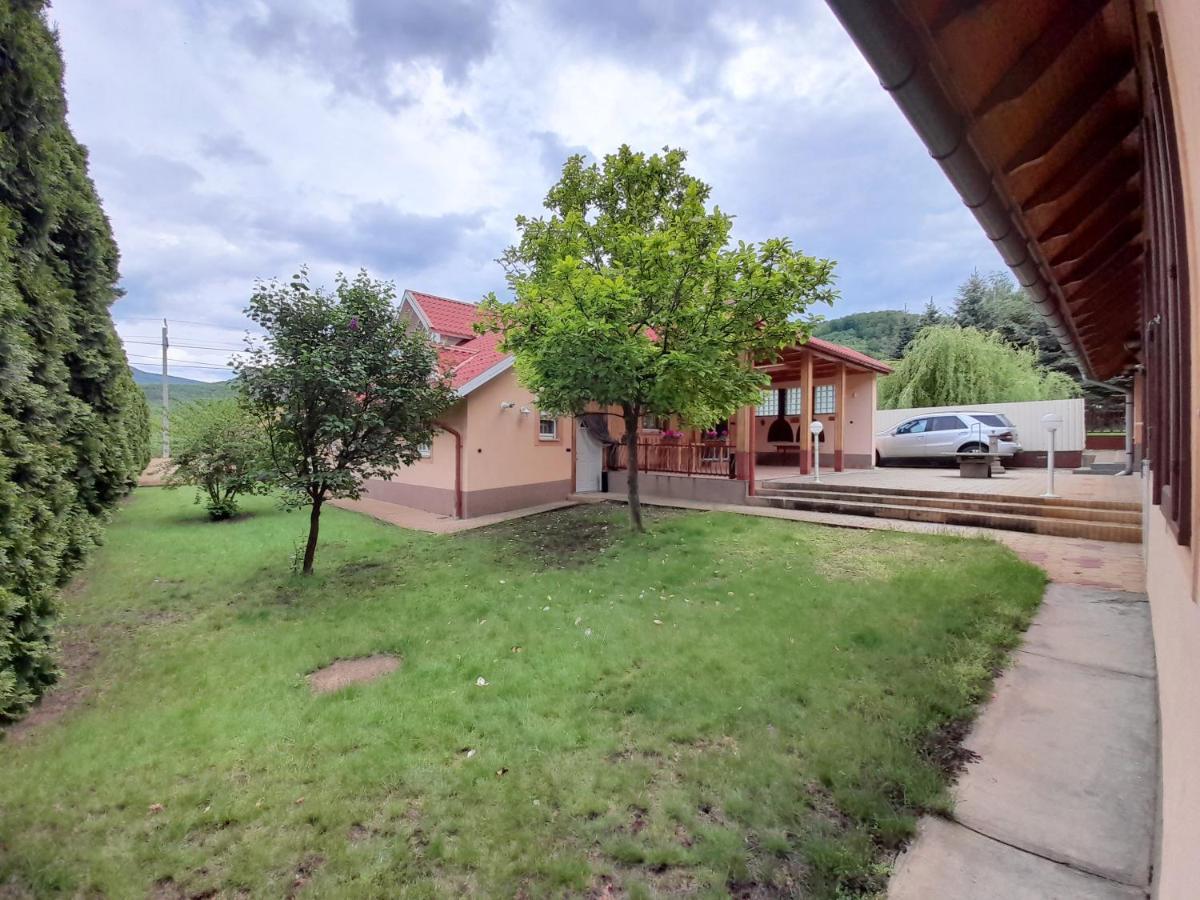 Mátra Wellness Vendégház Paradsasvar Exterior foto